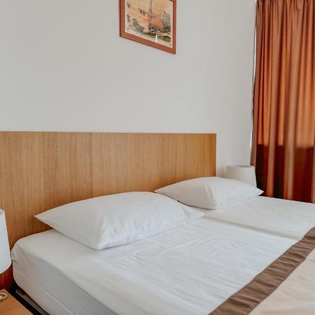 Motel Ljetni Raj 바스카보다 외부 사진