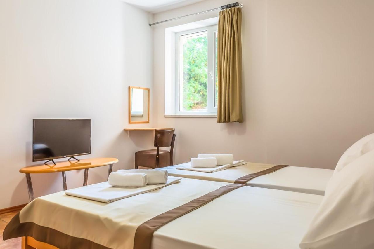 Motel Ljetni Raj 바스카보다 외부 사진