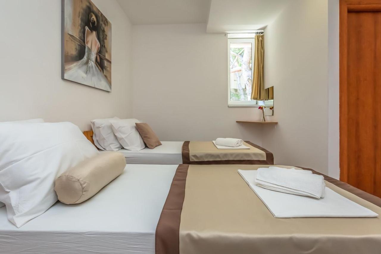 Motel Ljetni Raj 바스카보다 외부 사진